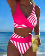 Bikini con estampado de rayas cruzado