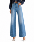 Jeans de tiro alto y corte ancho que estilizan la figura