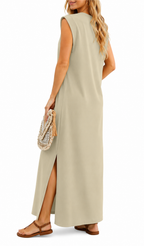 Vestido largo elegante con abertura lateral y tejido antiarrugas