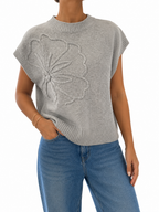 Camiseta de manga corta con diseño floral y silueta fluida