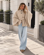 Amelie Poncho